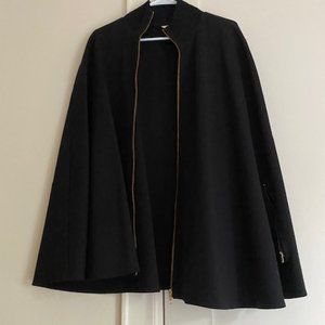 Black Cape by Crown & Ivy
